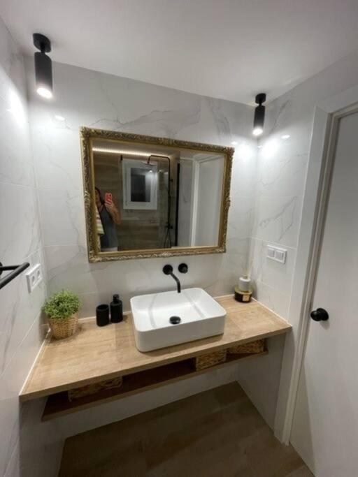 Precioso Apto Miami Primera Linia Playa Cala De Las Sirenas, Con Wifi Y Netflix, Adecuado Para Teletrabajar Miami Playa Exteriér fotografie
