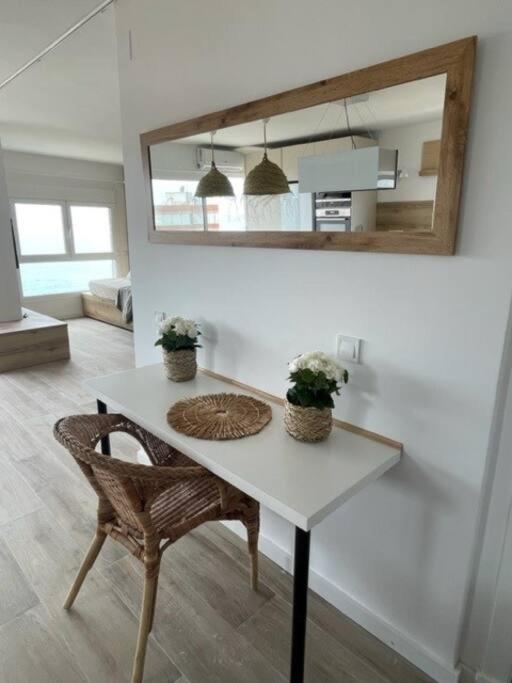 Precioso Apto Miami Primera Linia Playa Cala De Las Sirenas, Con Wifi Y Netflix, Adecuado Para Teletrabajar Miami Playa Exteriér fotografie